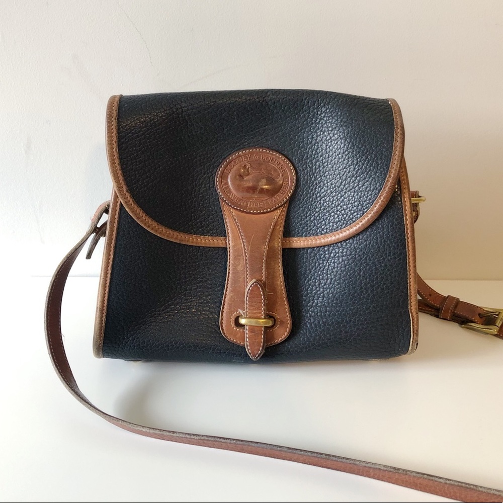 Dooney & Bourke | Vintage Essex Crossboody Purse